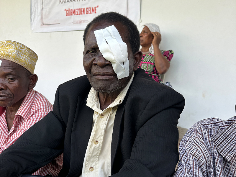 Afrika Katarakt Ameliyatı